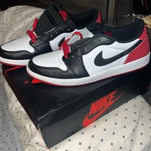 Jordan 1 retro low OG (Black Toe)